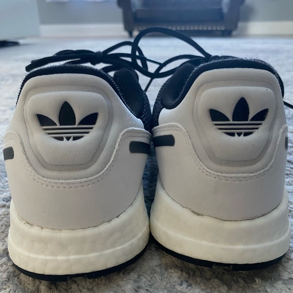 Mens adidas shoes size 11 - Picture 2 of 4